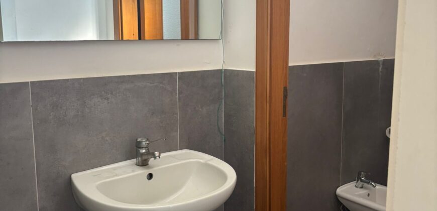 LOCALE COMMERCIALE 350 MQ Varcaturo-Via Ripuaria