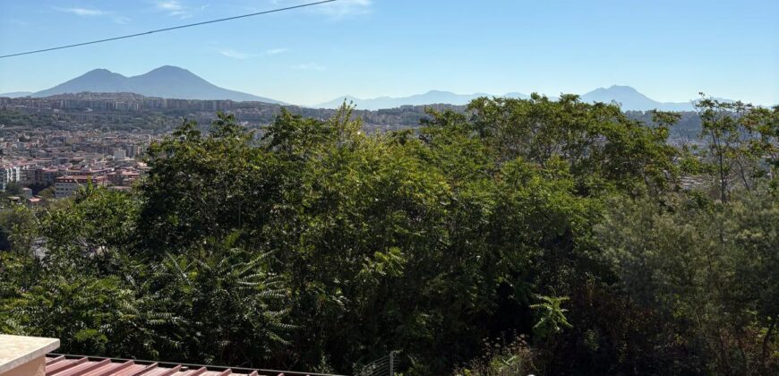 APPARTAMENTO SEMIARREDATO 160 MQ Agnano-Via Archimede