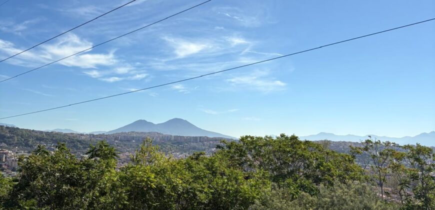 APPARTAMENTO SEMIARREDATO 160 MQ Agnano-Via Archimede