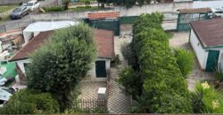 AMPIA VILLA A SCHIERA Varcaturo-Via Madonna Del Pantano