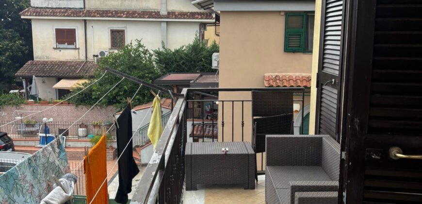 APPARTAMENTO 80 MQ IN PARCO Licola-Via San Nullo