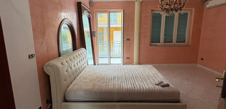 BILOCALE ARREDATO Quarto-Via Cupa Reginelle