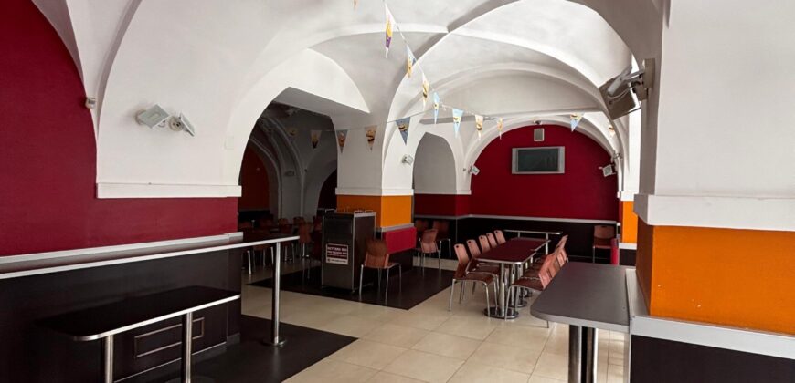 FITTO RAMO D’AZIENDA FAST FOOD Aversa-Via Roma