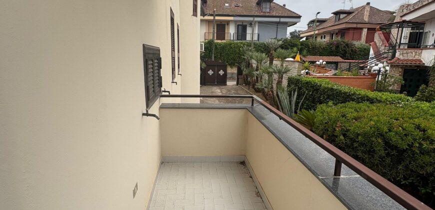 AMPIA VILLA SINGOLA Lago Patria-Via Marenola