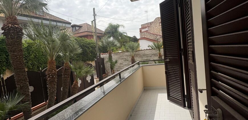 AMPIA VILLA SINGOLA Lago Patria-Via Marenola