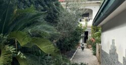 AMPIA VILLA A SCHIERA Varcaturo-Via Madonna Del Pantano