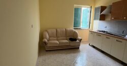 TRILOCALE ARREDATO Quarto-Via Cupa Reginelle