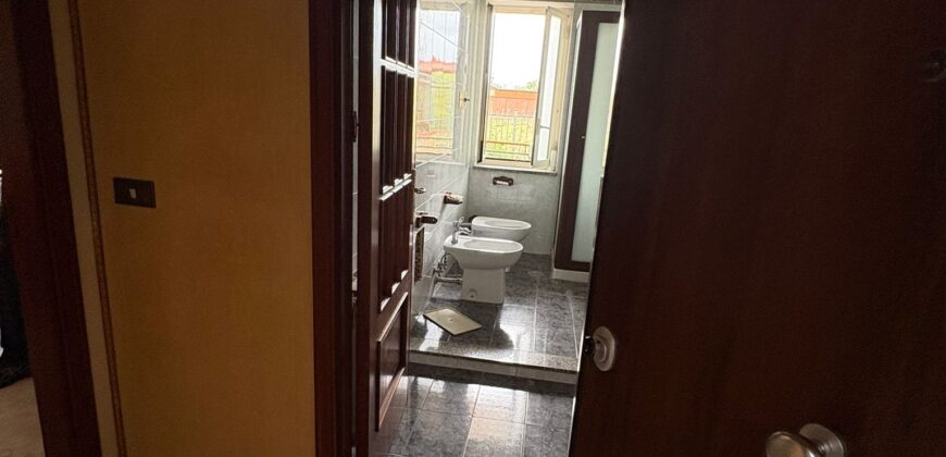 BILOCALE ARREDATO Quarto-Via Cupa Reginelle