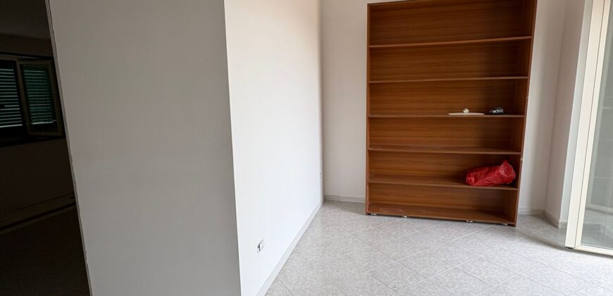 BILOCALE RISTRUTTURATO Quarto-Via Cupa Reginelle