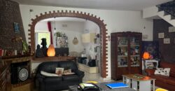 AMPIA VILLA A SCHIERA Varcaturo-Via Madonna Del Pantano