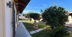 AMPIA VILLA DI LUSSO Lago Patria-Parco Staffetta