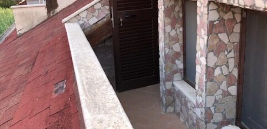 MANSARDA 110 MQ Lago Patria-Via Staffetta