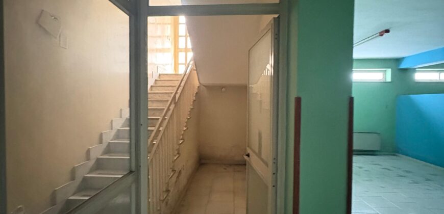 STRUTTURA COMMERCIALE 950 MQ Giugliano-Via Oasi Sacro Cuore