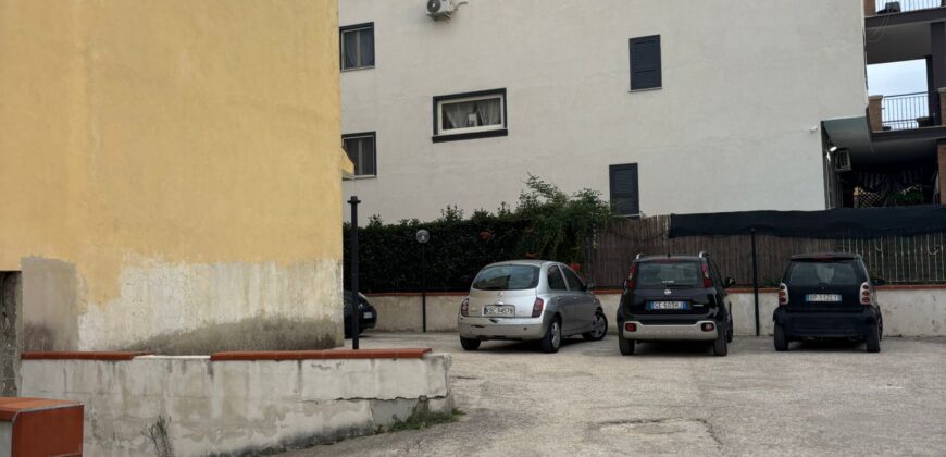 APPARTAMENTO 80 MQ IN PARCO Licola-Via San Nullo