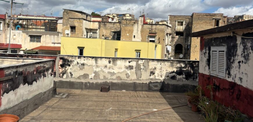 APPARTAMENTO 80 MQ Napoli-Rione Sanità