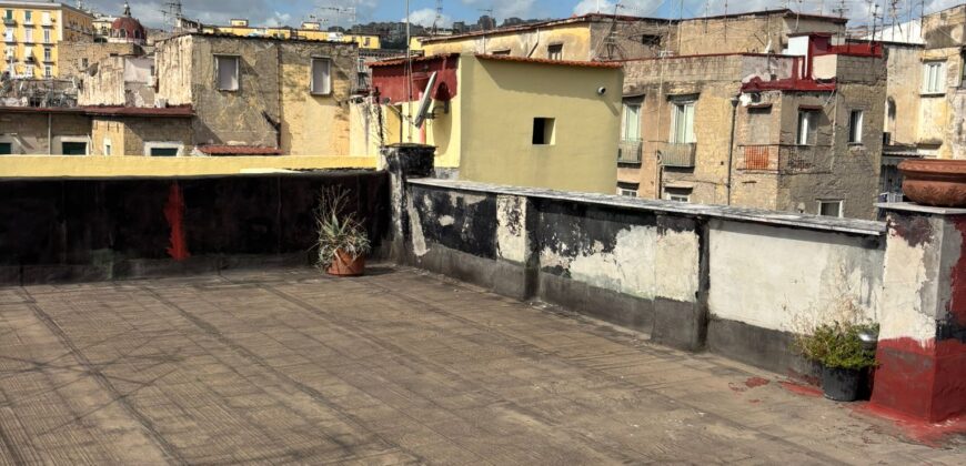 APPARTAMENTO 80 MQ Napoli-Rione Sanità