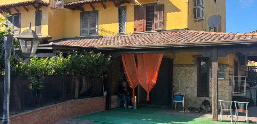 VILLA CAPOFILA IN PARCO Licola-Via Masseria Vecchia