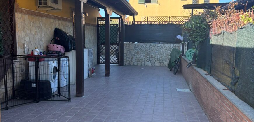 VILLA CAPOFILA IN PARCO Licola-Via Masseria Vecchia