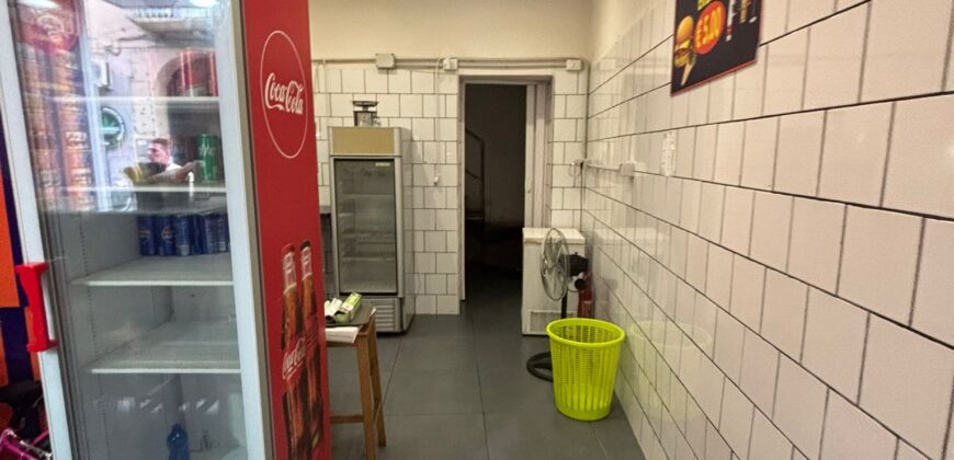 CESSIONE DOPPIA ATTIVITA’ Aversa-Via Roma