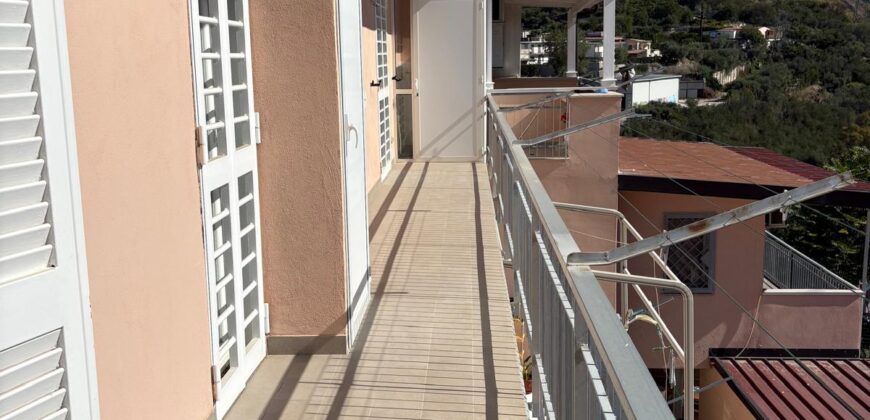 APPARTAMENTO SEMIARREDATO 160 MQ Agnano-Via Archimede