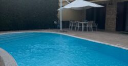 AMPIA VILLA BIFAMILIARE CON PISCINA Varcaturo-Centro