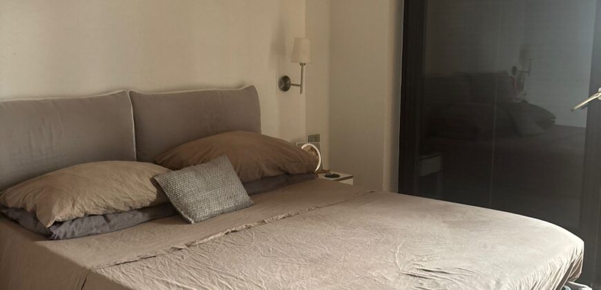 AMPIA VILLA BIFAMILIARE CON PISCINA Varcaturo-Centro