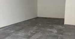 LOCALE COMMERCIALE 75 MQ Varcaturo-Centro