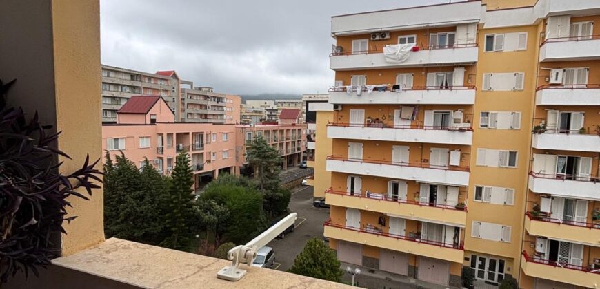 APPARTAMENTO PAMORAMICO 120 MQ Monterusciello-P.co Verbena