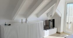 MANSARDA NUOVA COSTRUZIONE IN PARCO Varcaturo MANSARDA NUOVA COSTRUZIONE IN PARCO Varcaturo