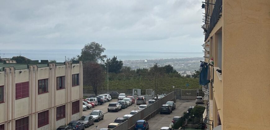 APPARTAMENTO PAMORAMICO 120 MQ Monterusciello-P.co Verbena