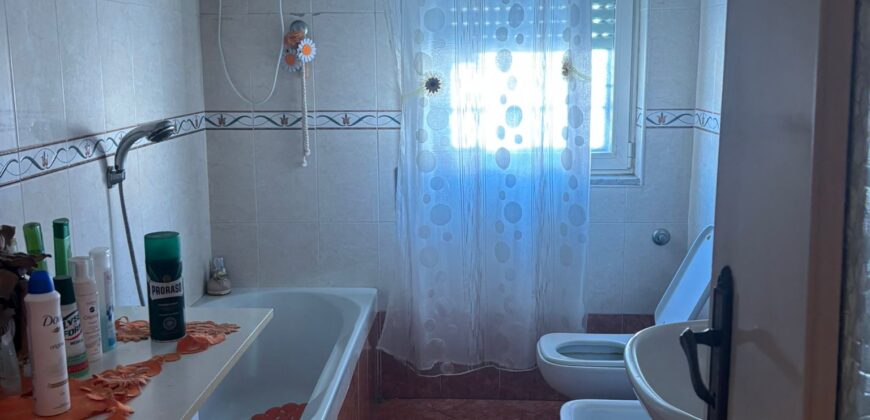 INTERO STABILE Aversa