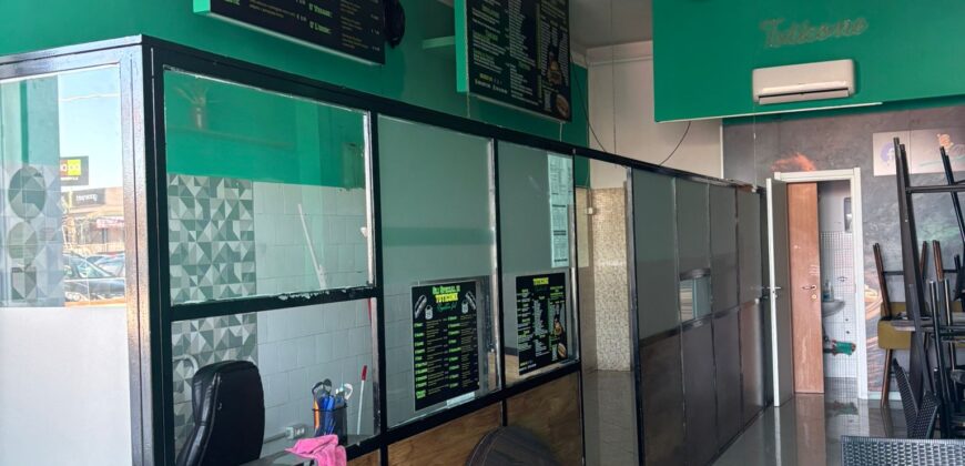 LOCALE COMMERCIALE 60 MQ Varcaturo-Centro