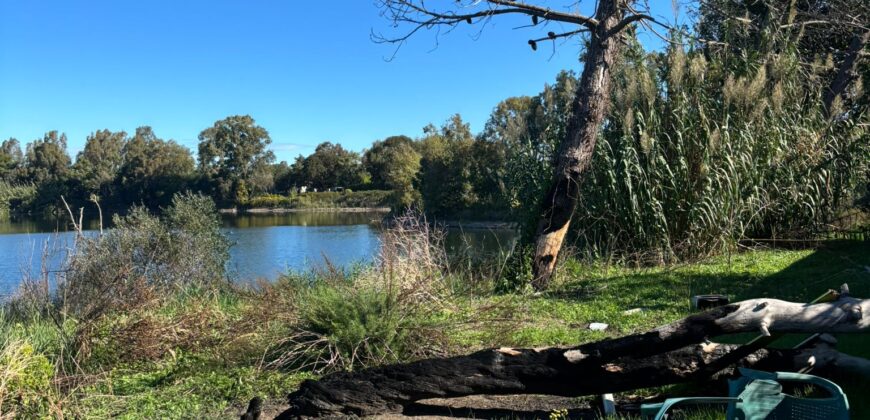TERRENO ADIFICABILE CON LAGO PRIVATO Castel Volturno