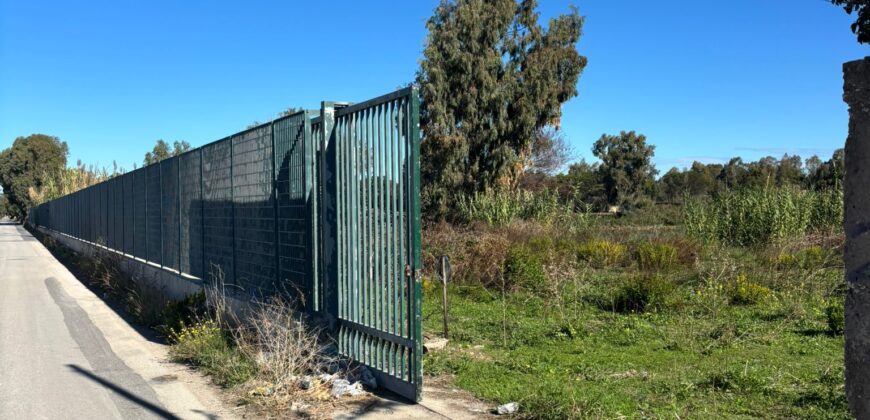 TERRENO ADIFICABILE CON LAGO PRIVATO Castel Volturno