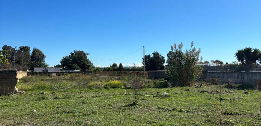 TERRENO ADIFICABILE CON LAGO PRIVATO Castel Volturno
