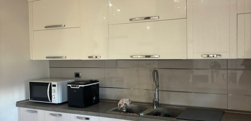 APPARTAMENTO RISTRUTTURATO 120 MQ Ischitella-Via Scarlatti