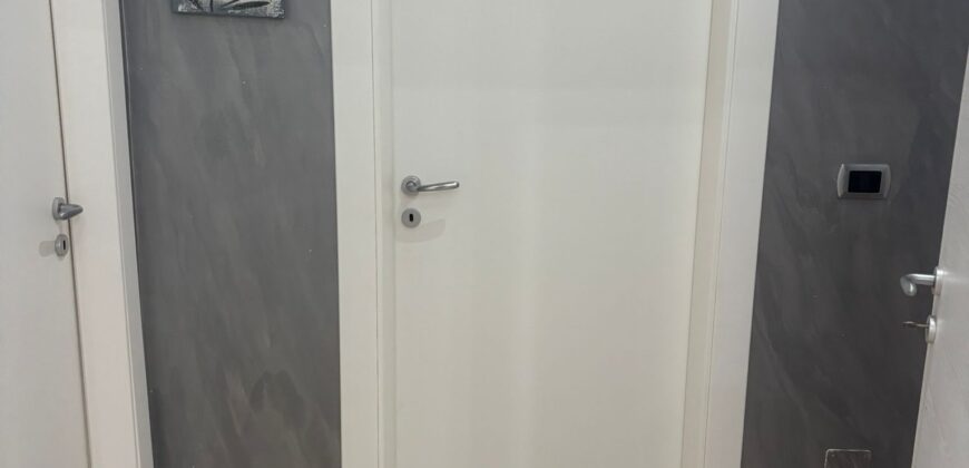 APPARTAMENTO RISTRUTTURATO 120 MQ Ischitella-Via Scarlatti