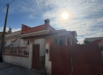 VILLA BIFAMILIARE Ischitella