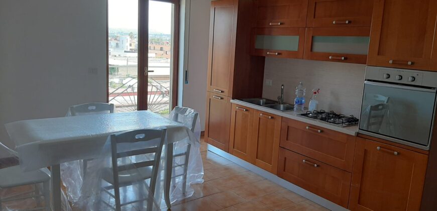 BILOCALE 70 MQ Varcaturo-Centro