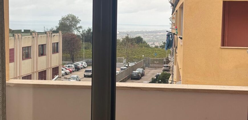 APPARTAMENTO PAMORAMICO 120 MQ Monterusciello-P.co Verbena