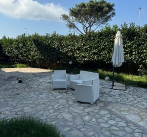 APPARTAMENTO CON GIARDINO IN PARCO Lago Patria