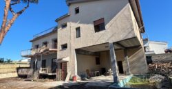 APPARAMENTO RISTRUTTURATO Lago Patria-P.Co Alexandra