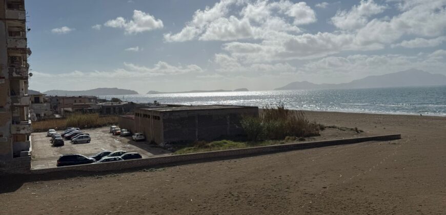 APPARTAMENTO ARREDATO VISTA MARE Licola-Via Del Mare