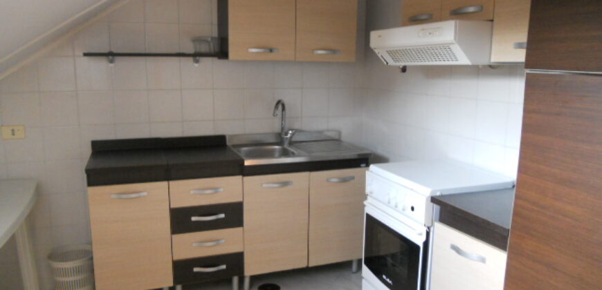 APPARTAMENTO MANSARDATO IN PARCO Varcaturo