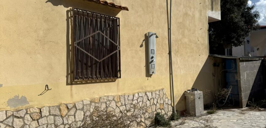 APPARTAMENTO INDIPENDENTE CON GIARDINO Ischitella