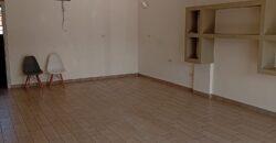 LOCALE COMMERCIALE 65 MQ Varcaturo-Centro