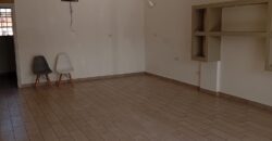 LOCALE COMMERCIALE 65 MQ Varcaturo-Centro