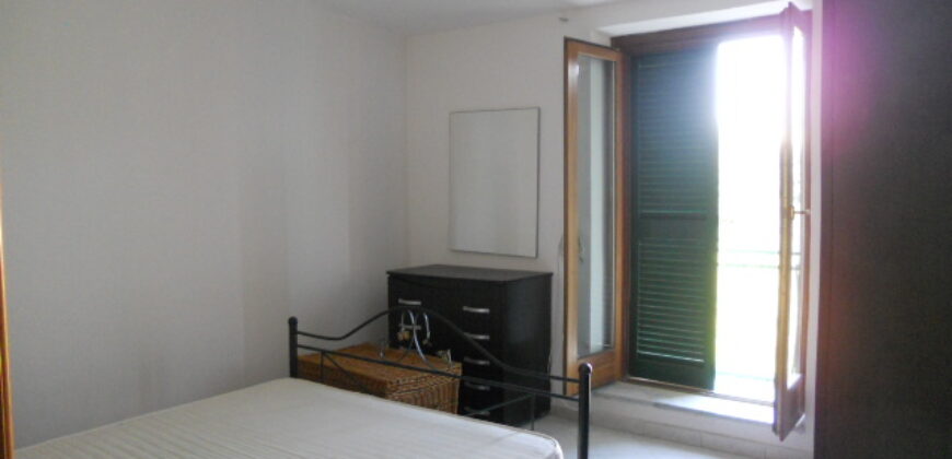 APPARTAMENTO MANSARDATO IN PARCO Varcaturo