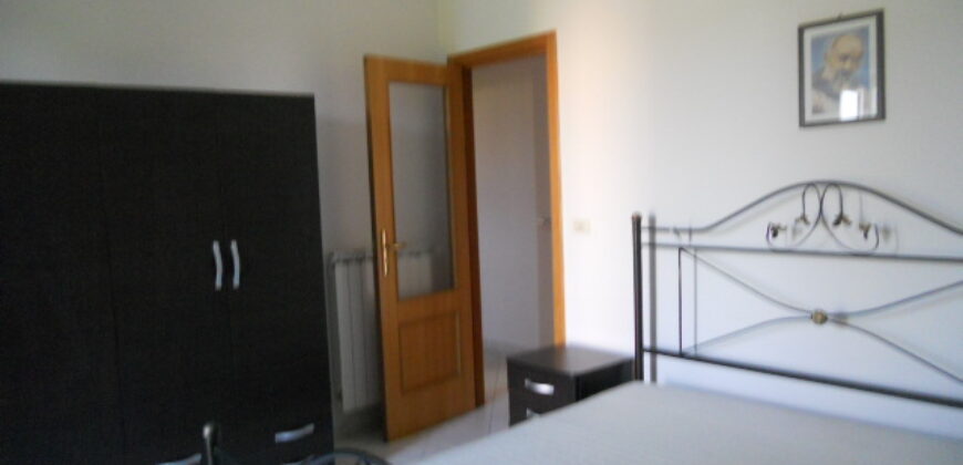 APPARTAMENTO MANSARDATO IN PARCO Varcaturo