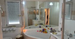 INTERO STABILE Ischitella-Via Scarlatti